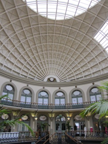 Leeds Corn Exchange Yorkshire Primo's Gourmet hot dogs Leeds Corn Exchange