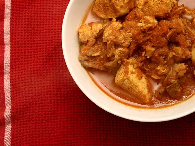 Madhur Jaffrey’s See-Pyan, or Burmese chicken curry, an exciting collision of Indian and southeast Asian flavours.